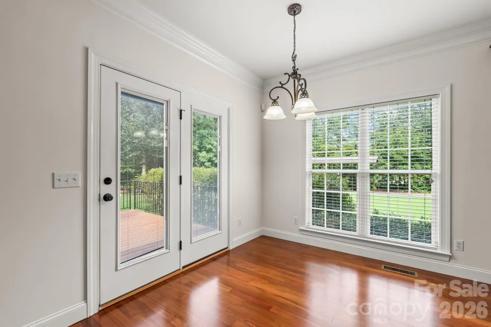 3321 Lower Lake Road Thomasville, NC 27360