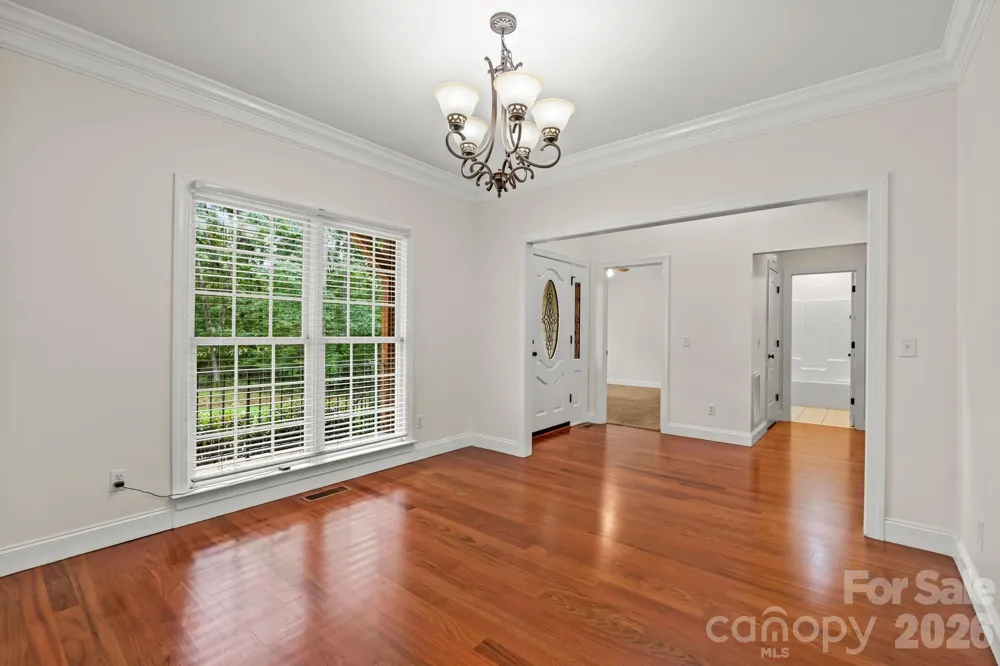 3321 Lower Lake Road Thomasville, NC 27360