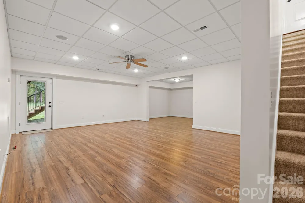 3321 Lower Lake Road Thomasville, NC 27360