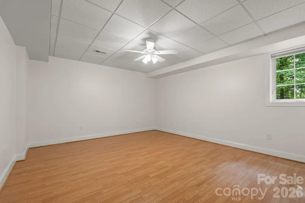 3321 Lower Lake Road Thomasville, NC 27360