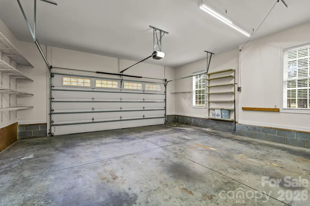 3321 Lower Lake Road Thomasville, NC 27360