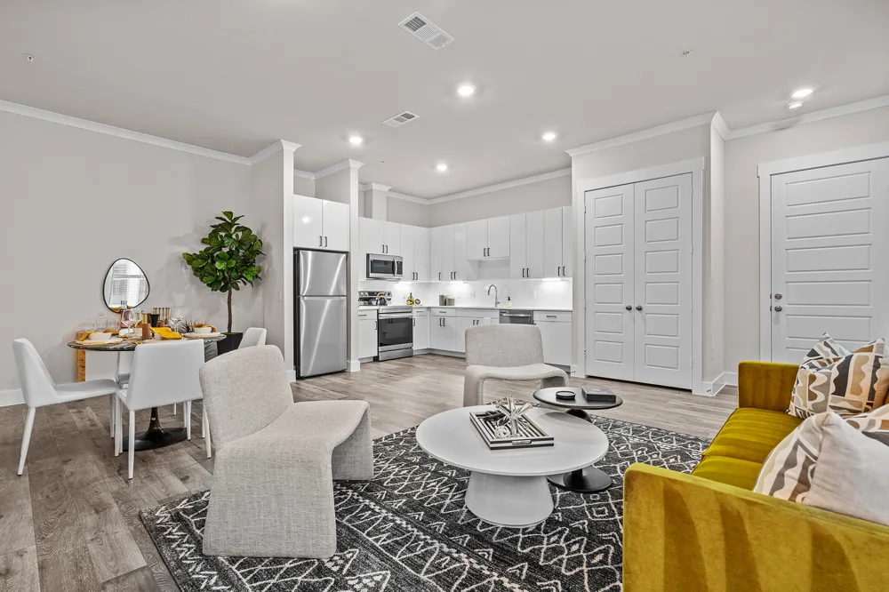 865 Limmer Loop #318 Hutto, TX 78634