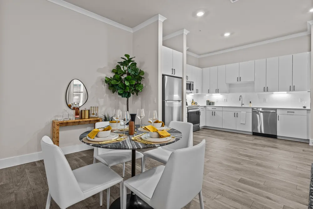865 Limmer Loop #318 Hutto, TX 78634
