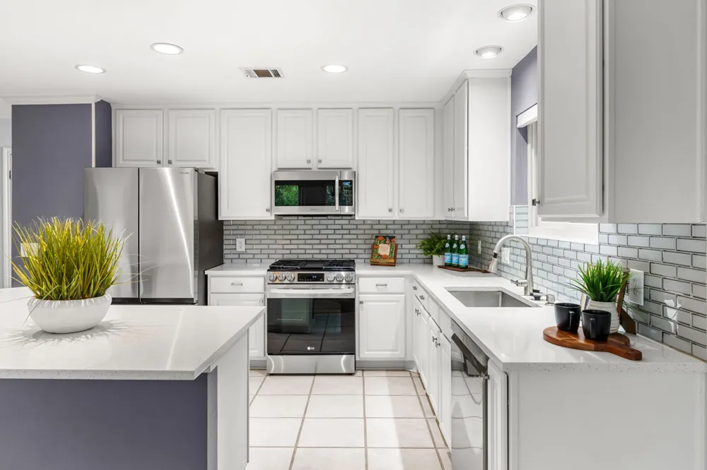 3704 Caney Creek Road Austin, TX 78732
