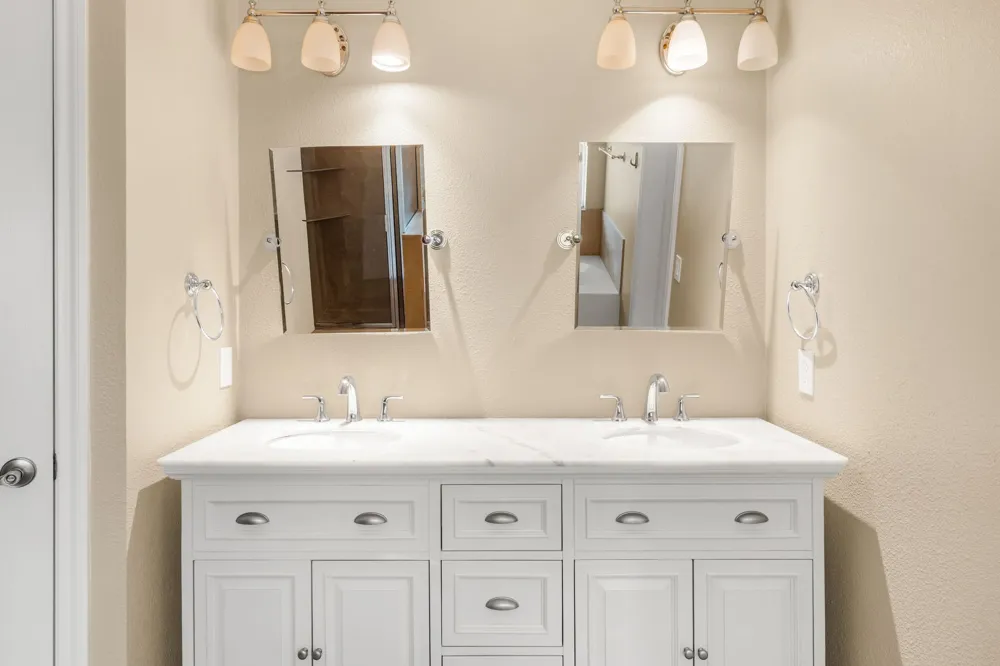 3704 Caney Creek Road Austin, TX 78732