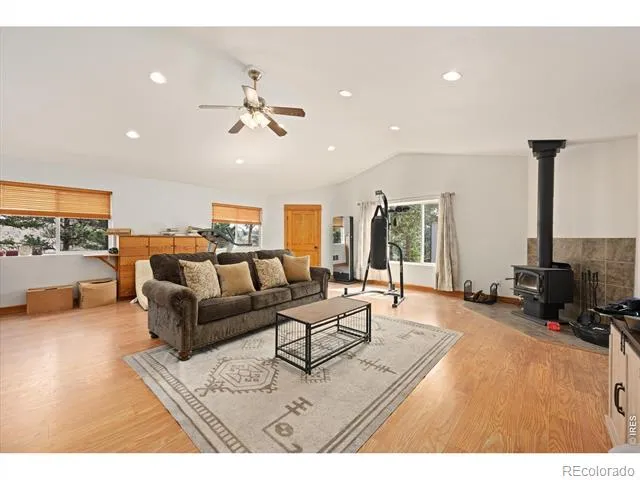 842 Unger Mountain Road Bellvue, CO 80512