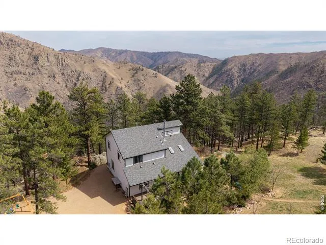 842 Unger Mountain Road Bellvue, CO 80512