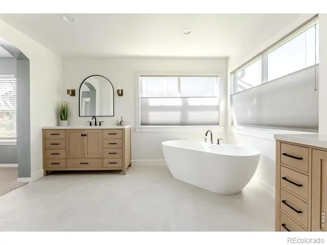 8657 Devinney Street Arvada, CO 80005