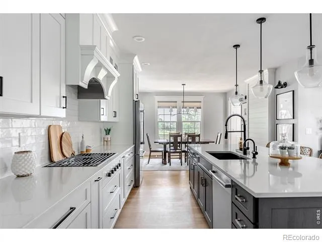 8657 Devinney Street Arvada, CO 80005