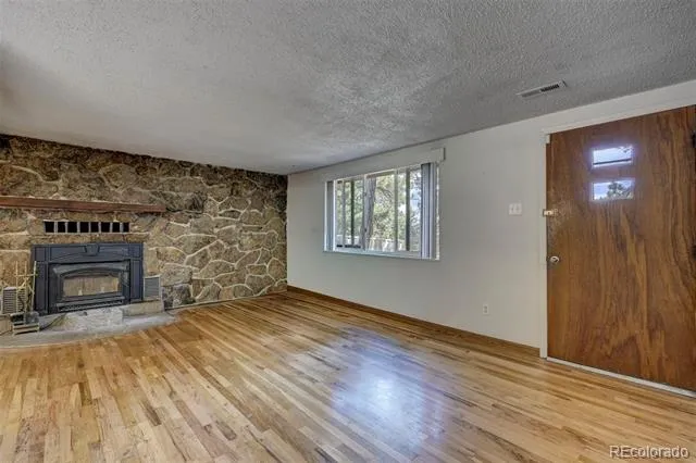 10689 Charles Lane Rye, CO 81069