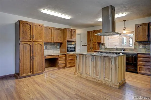 10689 Charles Lane Rye, CO 81069