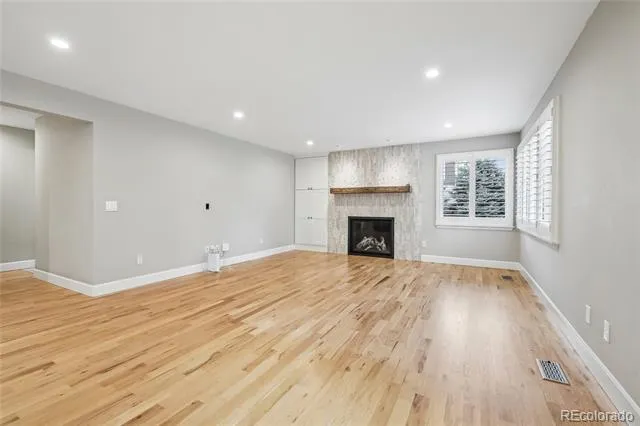 5940 S Cimarron Way Littleton, CO 80123