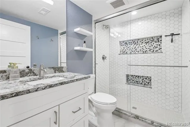5940 S Cimarron Way Littleton, CO 80123