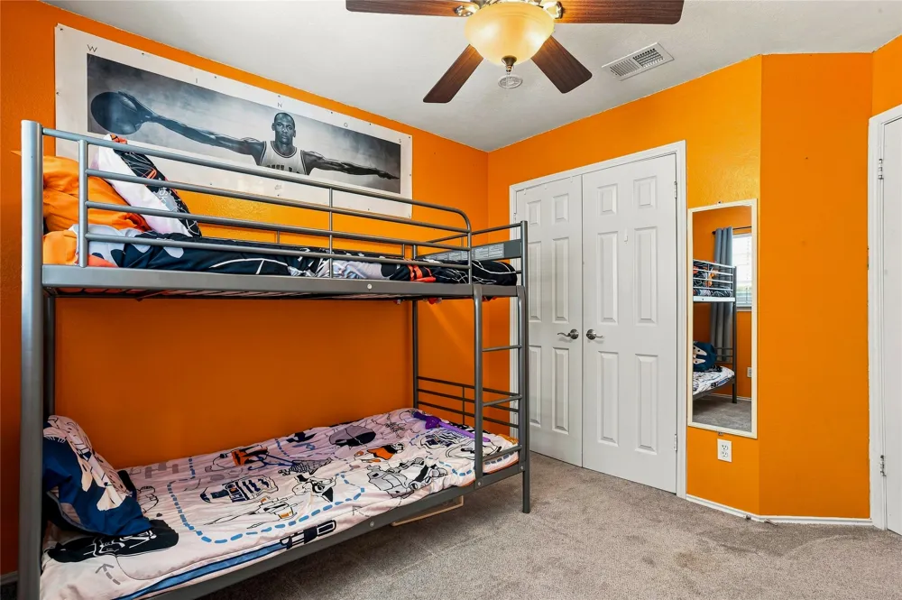 5203 Rio Court Arlington, TX 76017