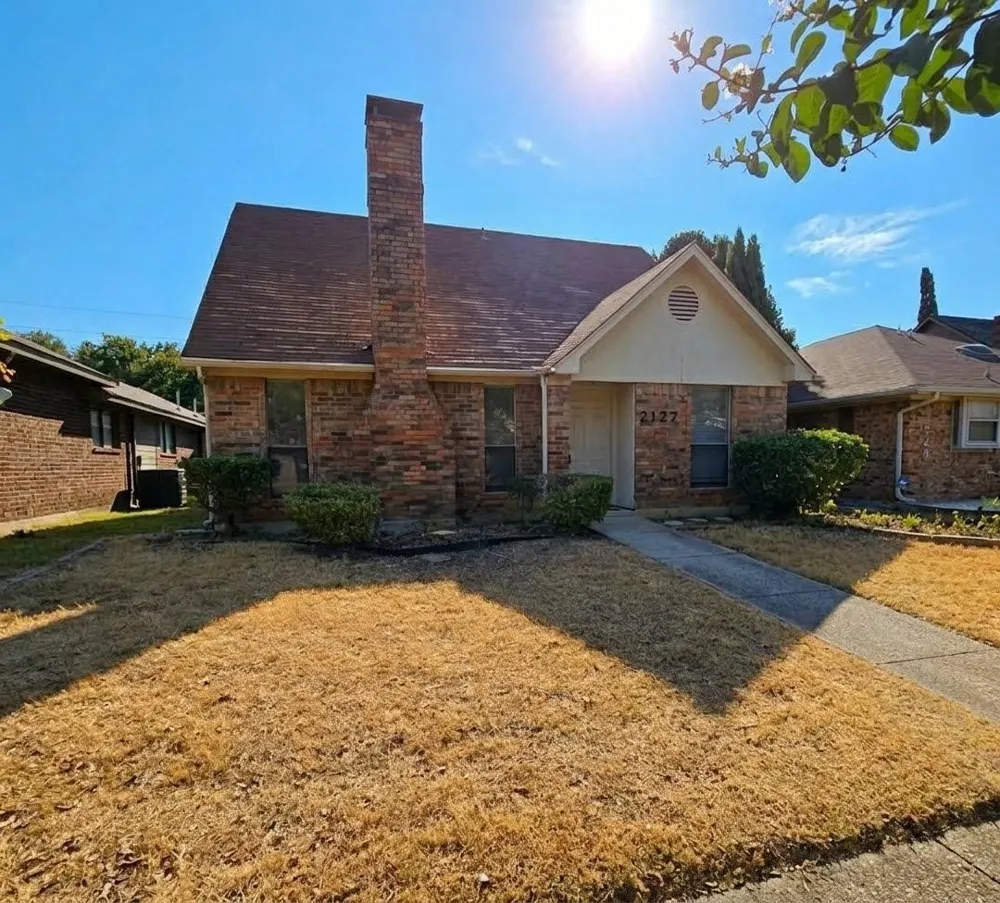 2127 Cordoba Drive Carrollton, TX 75006