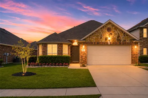 887 Woodrow Drive