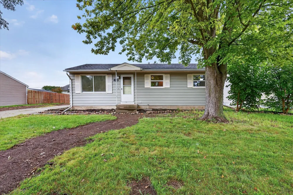 1548 Sibley Street Lowell, MI 49331