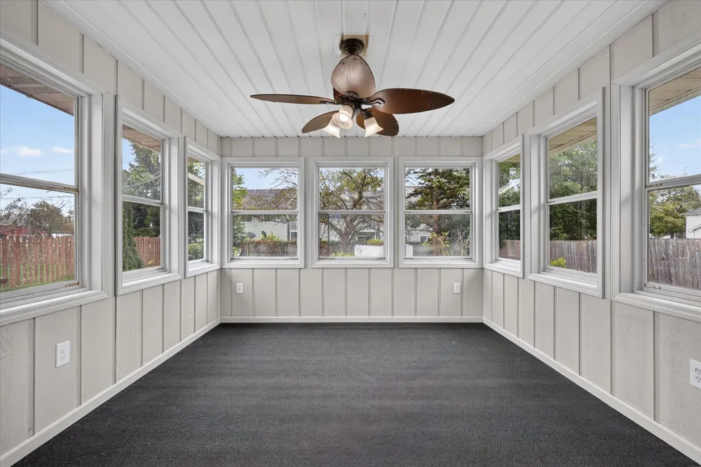 1548 Sibley Street Lowell, MI 49331