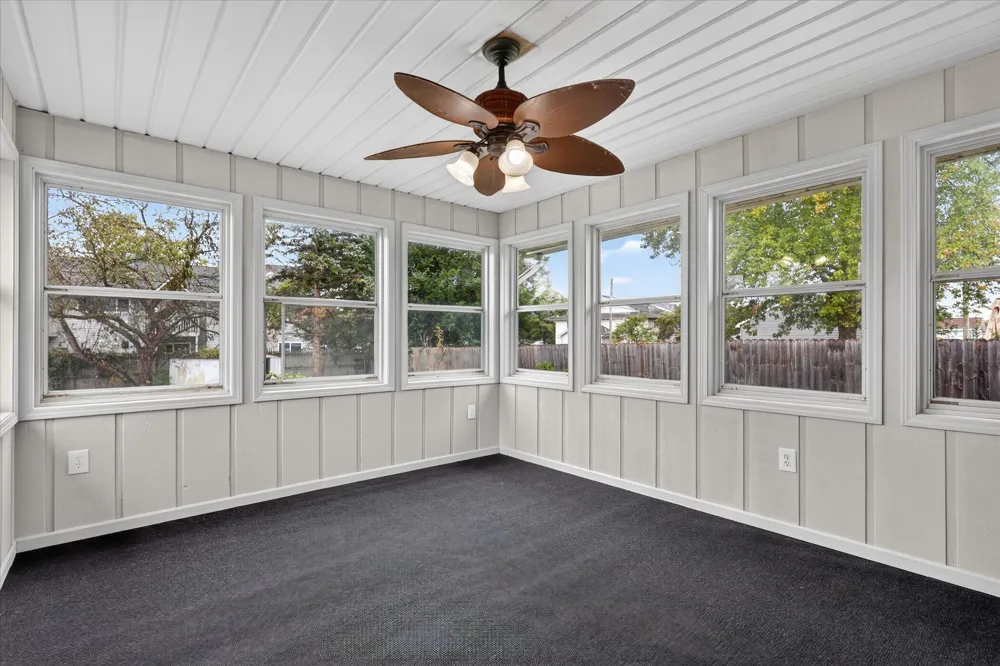 1548 Sibley Street Lowell, MI 49331