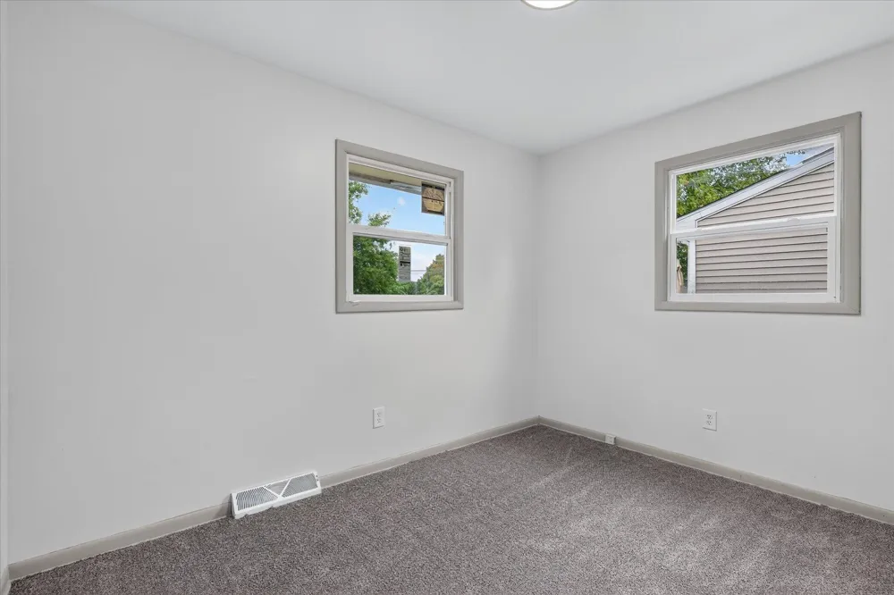 1548 Sibley Street Lowell, MI 49331