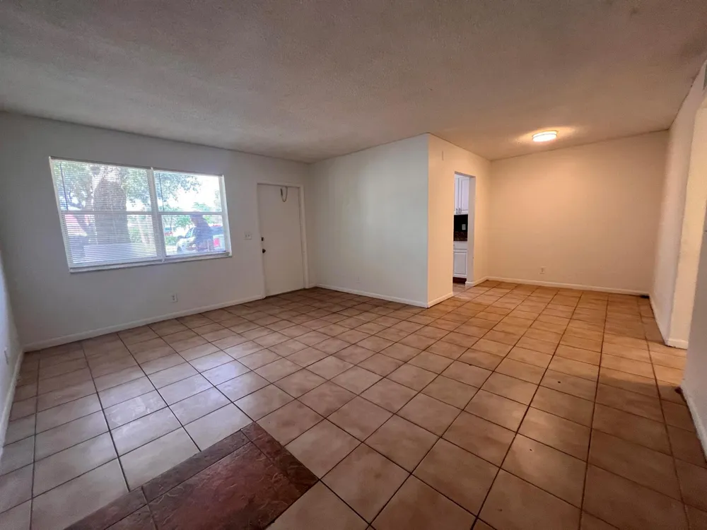 645 SW 20TH COURT #0020 Delray Beach, FL 33445