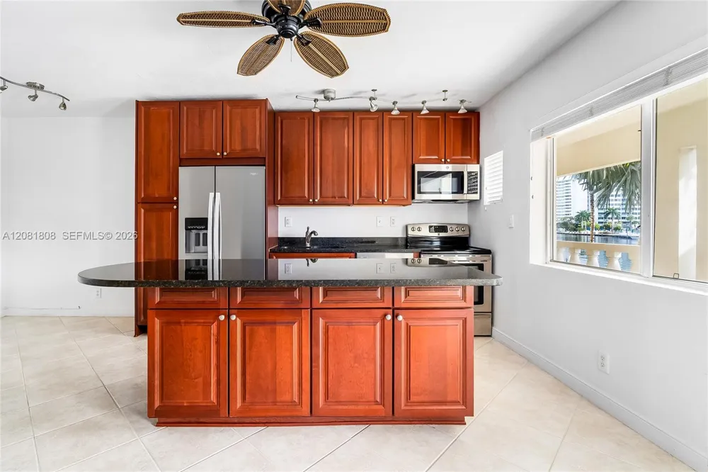 2895 NE 32nd St #205 Fort Lauderdale, FL 33306