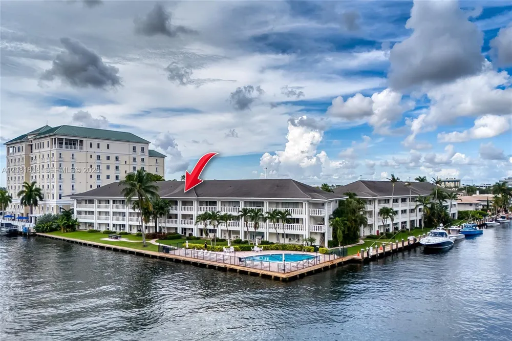2895 NE 32nd St #205 Fort Lauderdale, FL 33306