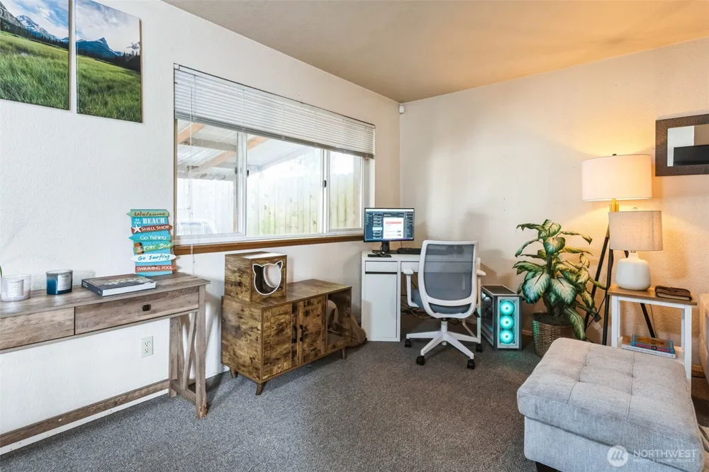 126 W Casino Road #13 Everett, WA 98204