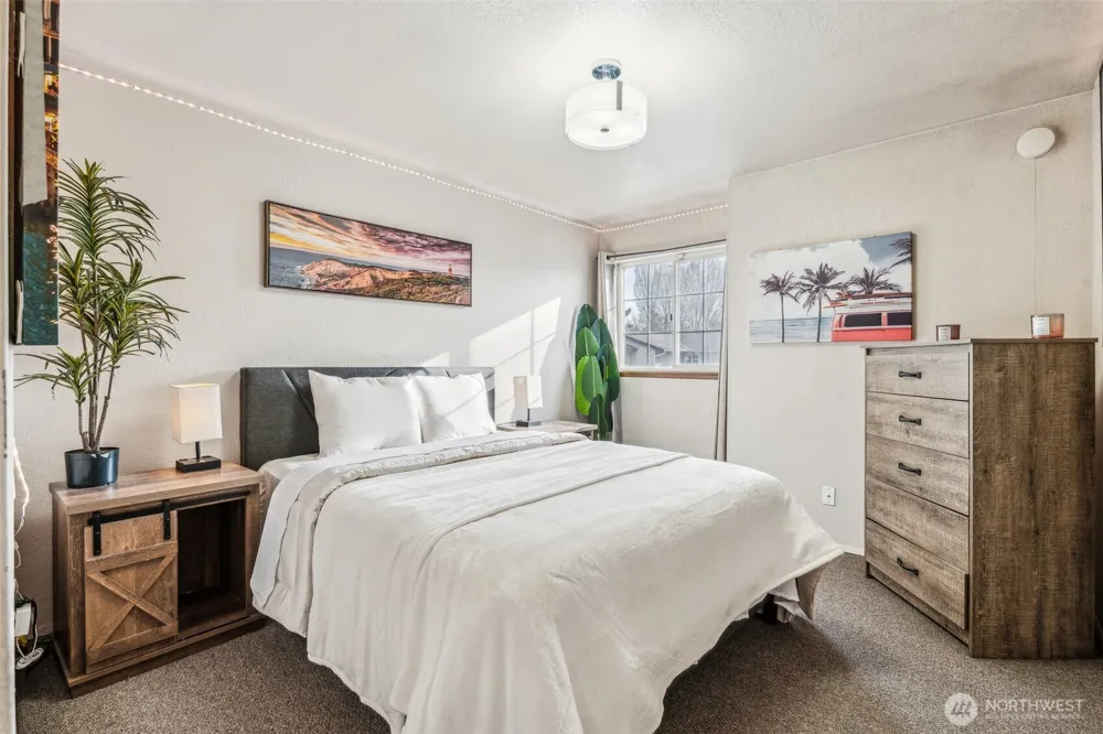 126 W Casino Road #13 Everett, WA 98204