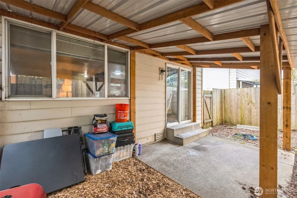 126 W Casino Road #13 Everett, WA 98204