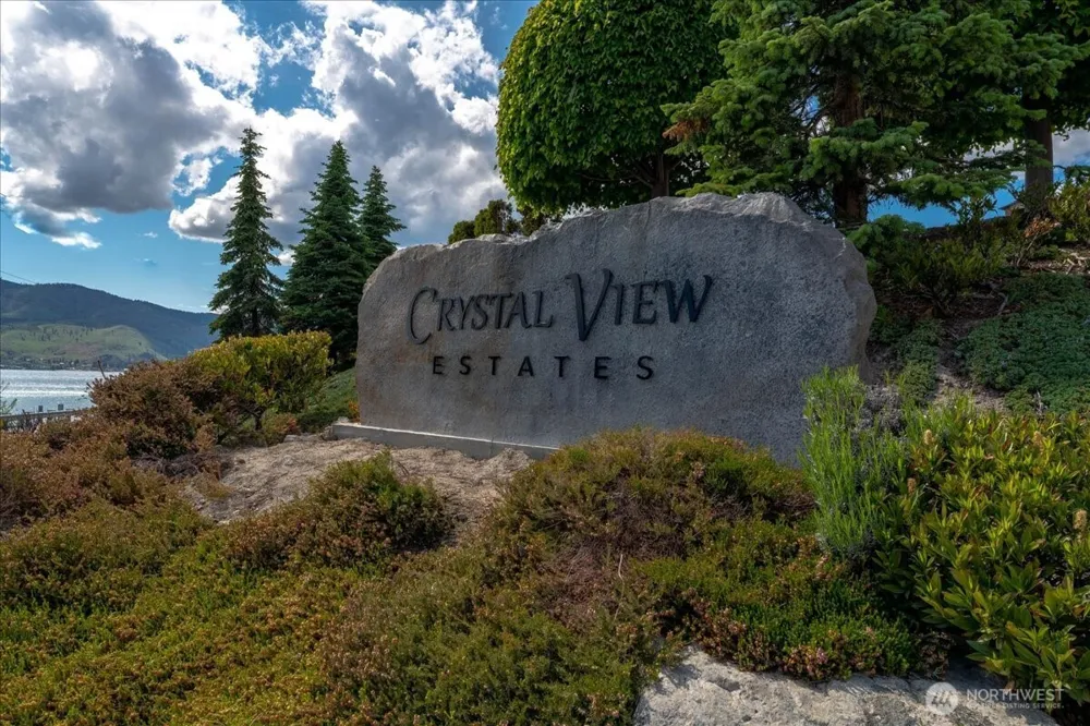 127 Crystal Crest Drive Chelan, WA 98816