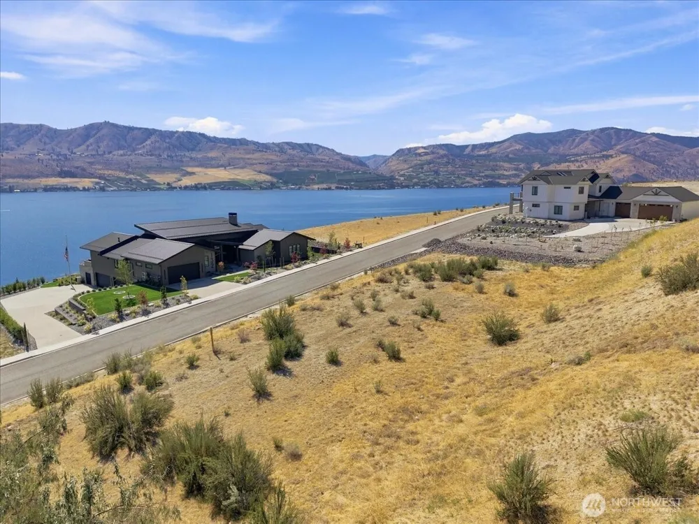 127 Crystal Crest Drive Chelan, WA 98816