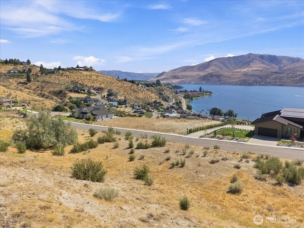 127 Crystal Crest Drive Chelan, WA 98816