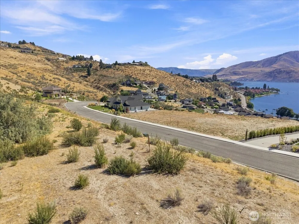 127 Crystal Crest Drive Chelan, WA 98816