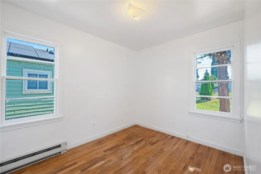 228 24th Avenue Longview, WA 98632