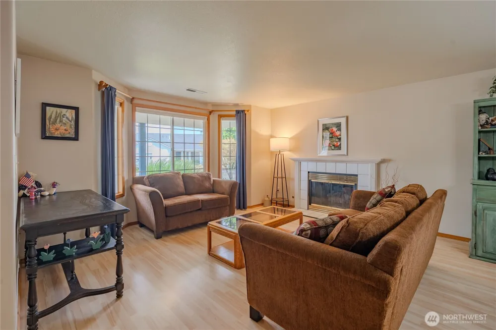 16007 NE Hickory Street Vancouver, WA 98682
