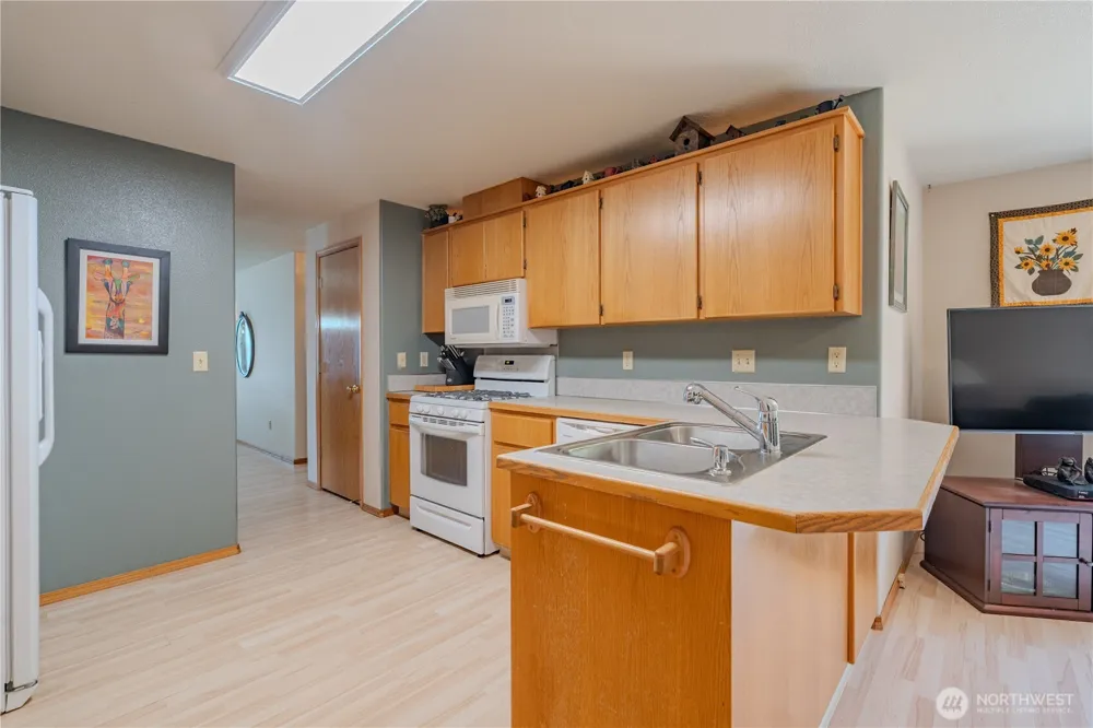 16007 NE Hickory Street Vancouver, WA 98682
