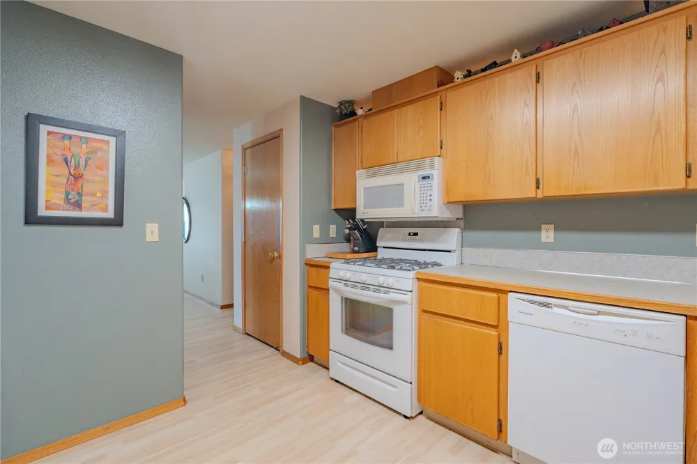 16007 NE Hickory Street Vancouver, WA 98682