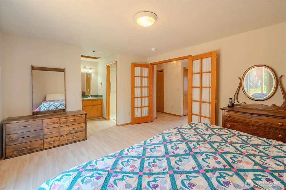 16007 NE Hickory Street Vancouver, WA 98682