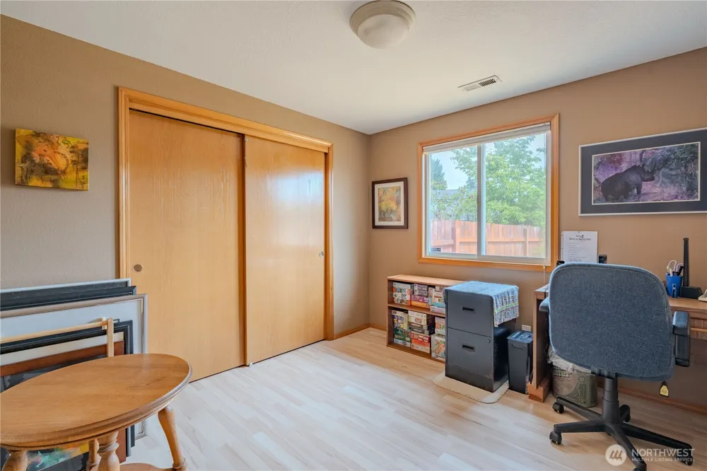 16007 NE Hickory Street Vancouver, WA 98682