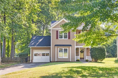 1185 Lamont Drive