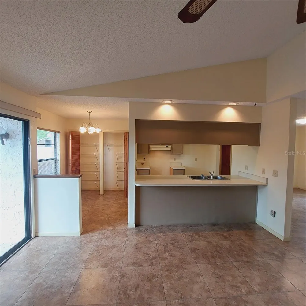 14902 OLDGATE PLACE Tampa, FL 33624