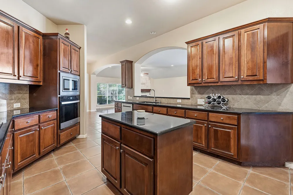 16305 Almaden Drive Austin, TX 78717
