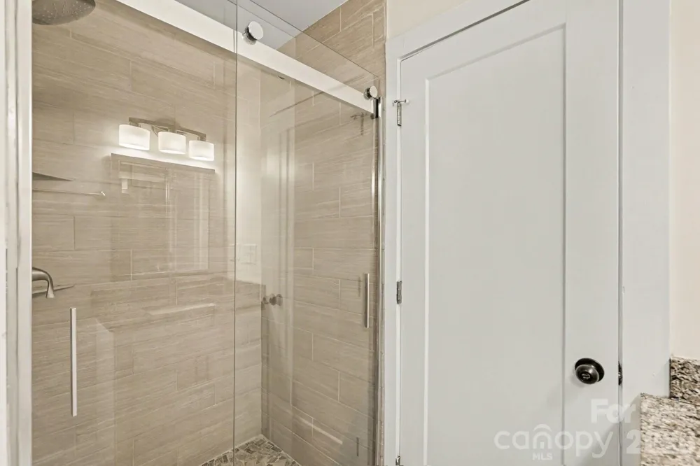 1522 Wembley Drive Charlotte, NC 28205