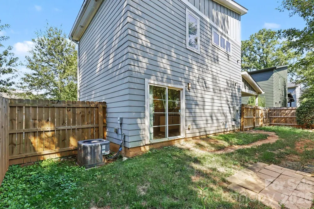 1522 Wembley Drive Charlotte, NC 28205