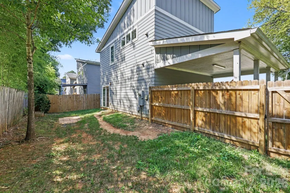 1522 Wembley Drive Charlotte, NC 28205