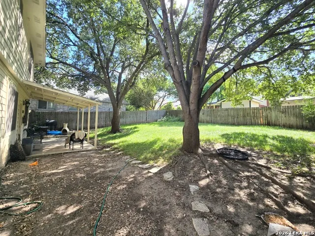 8419 BRANCH HOLLOW DR Universal City, TX 78148