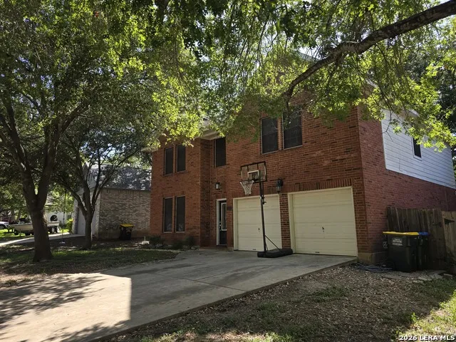 8419 BRANCH HOLLOW DR Universal City, TX 78148