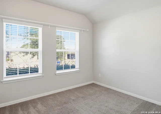 253 Holland Park Schertz, TX 78108