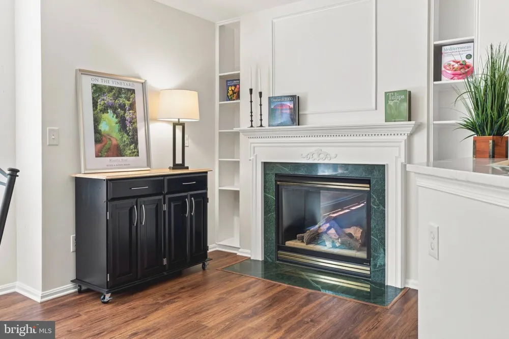 12105 TULLAMORE #402 Timonium, MD 21093